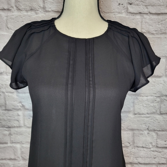 Worthington women's black semi sheer front pleated cap flutter sleeve top sz PXS - Picture 4 of 11